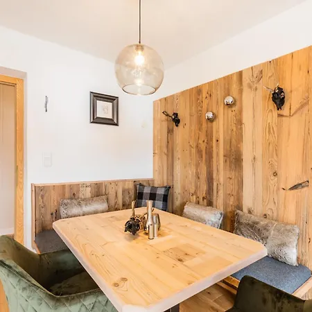 The Alps 瑞斯·贝·泽费尔德