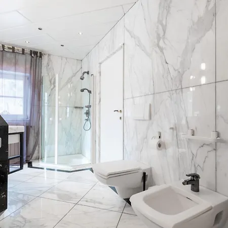 The Alps 公寓式酒店