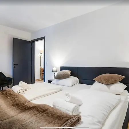 The Alps 公寓式酒店